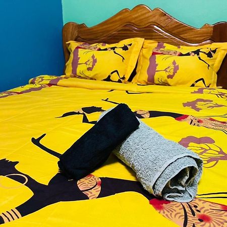 Charmante Maison Cozy Et Conviviale Bafoussam Ngoại thất bức ảnh